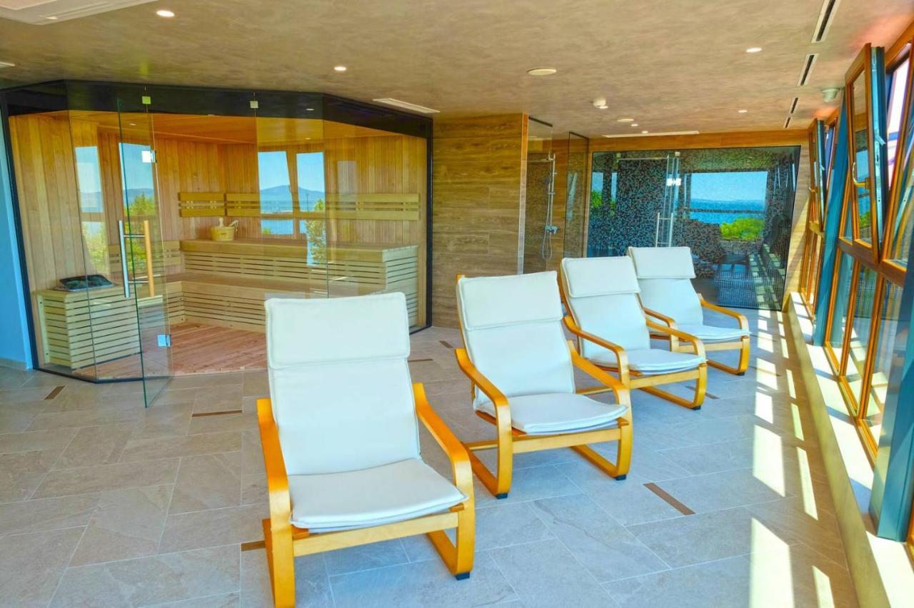 Paradise Hotel & Relax Center Pomorie Exterior foto