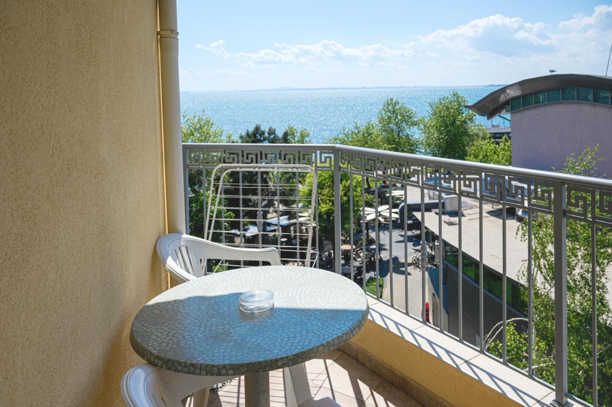 Paradise Hotel & Relax Center Pomorie Exterior foto