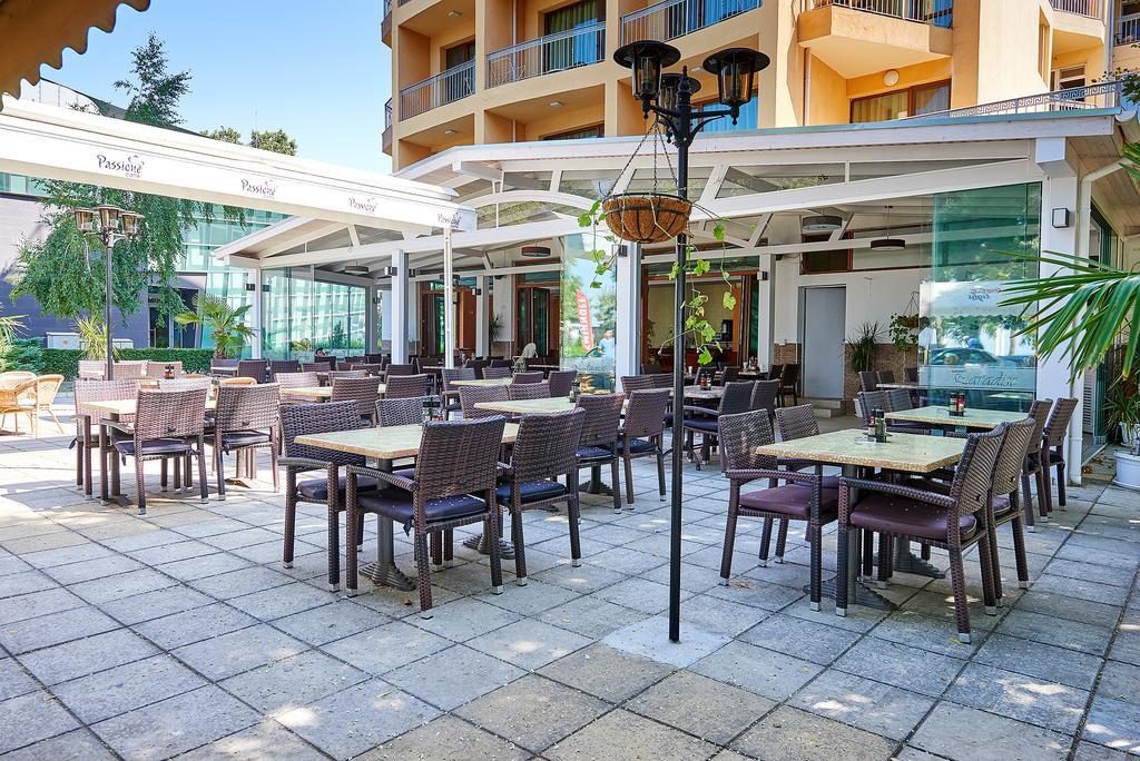Paradise Hotel & Relax Center Pomorie Exterior foto